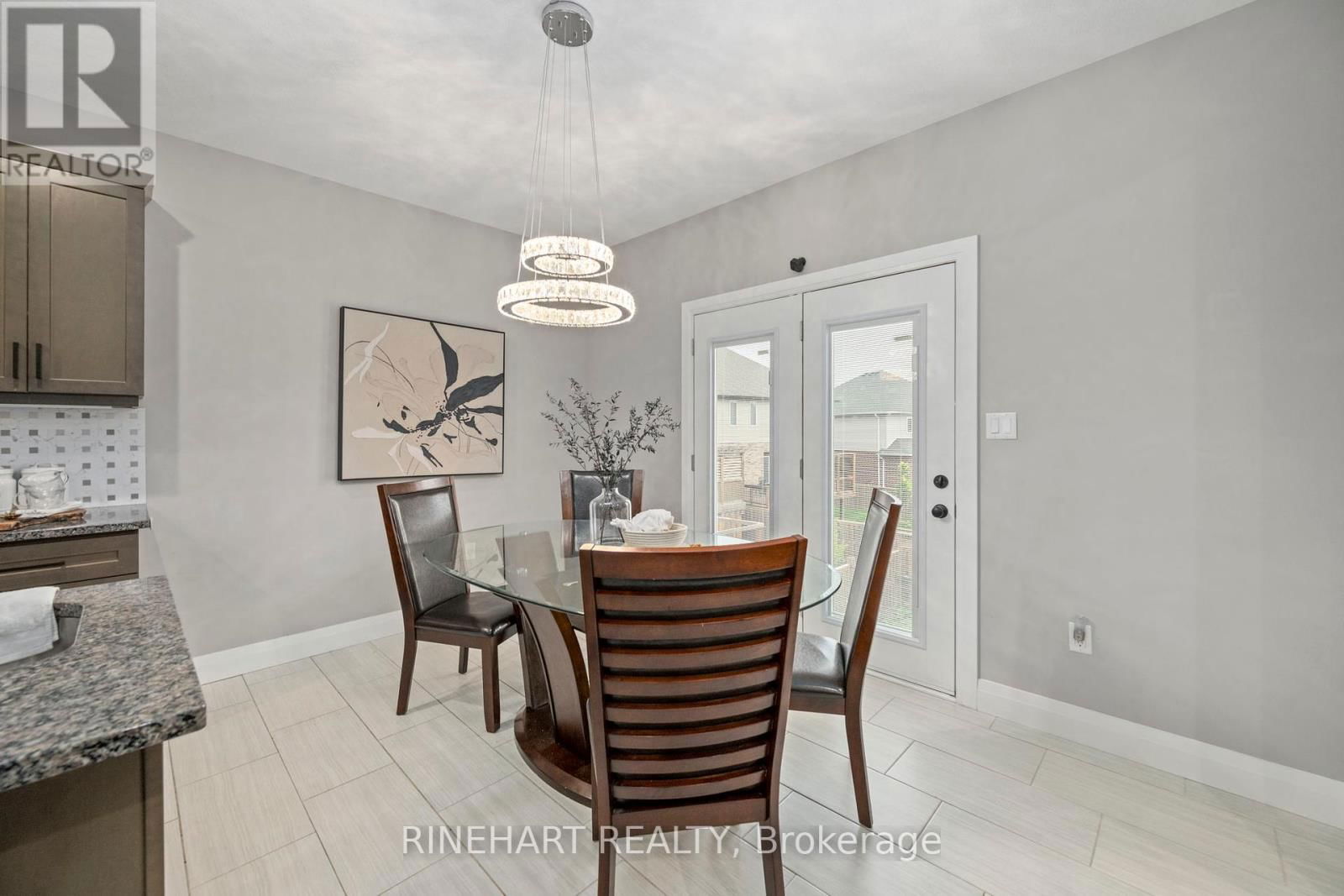 2512 HOLBROOK DRIVE Image 9