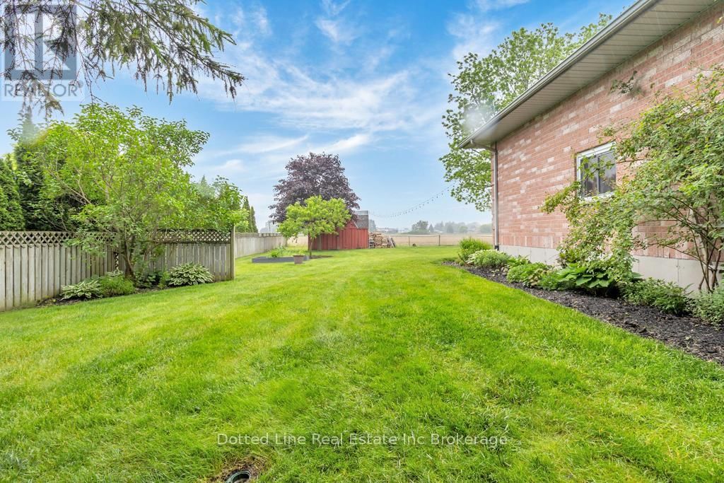 49937 LOUISA CRESCENT Image 4