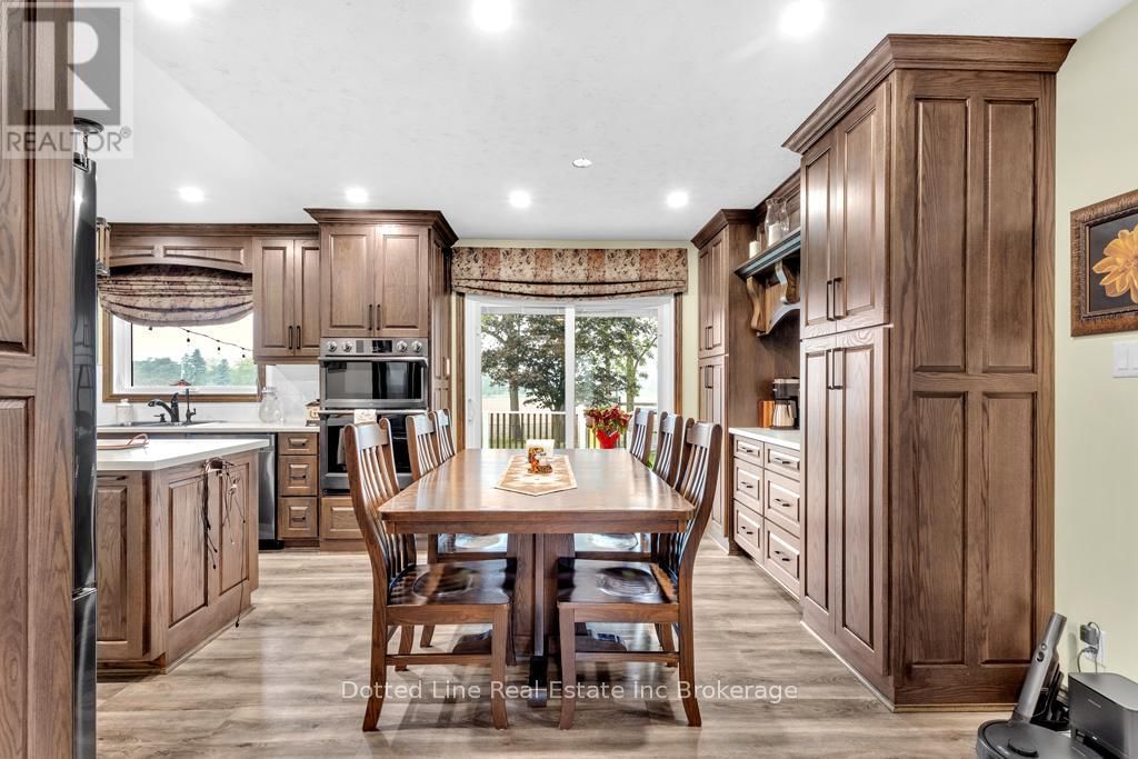 49937 LOUISA CRESCENT Image 6