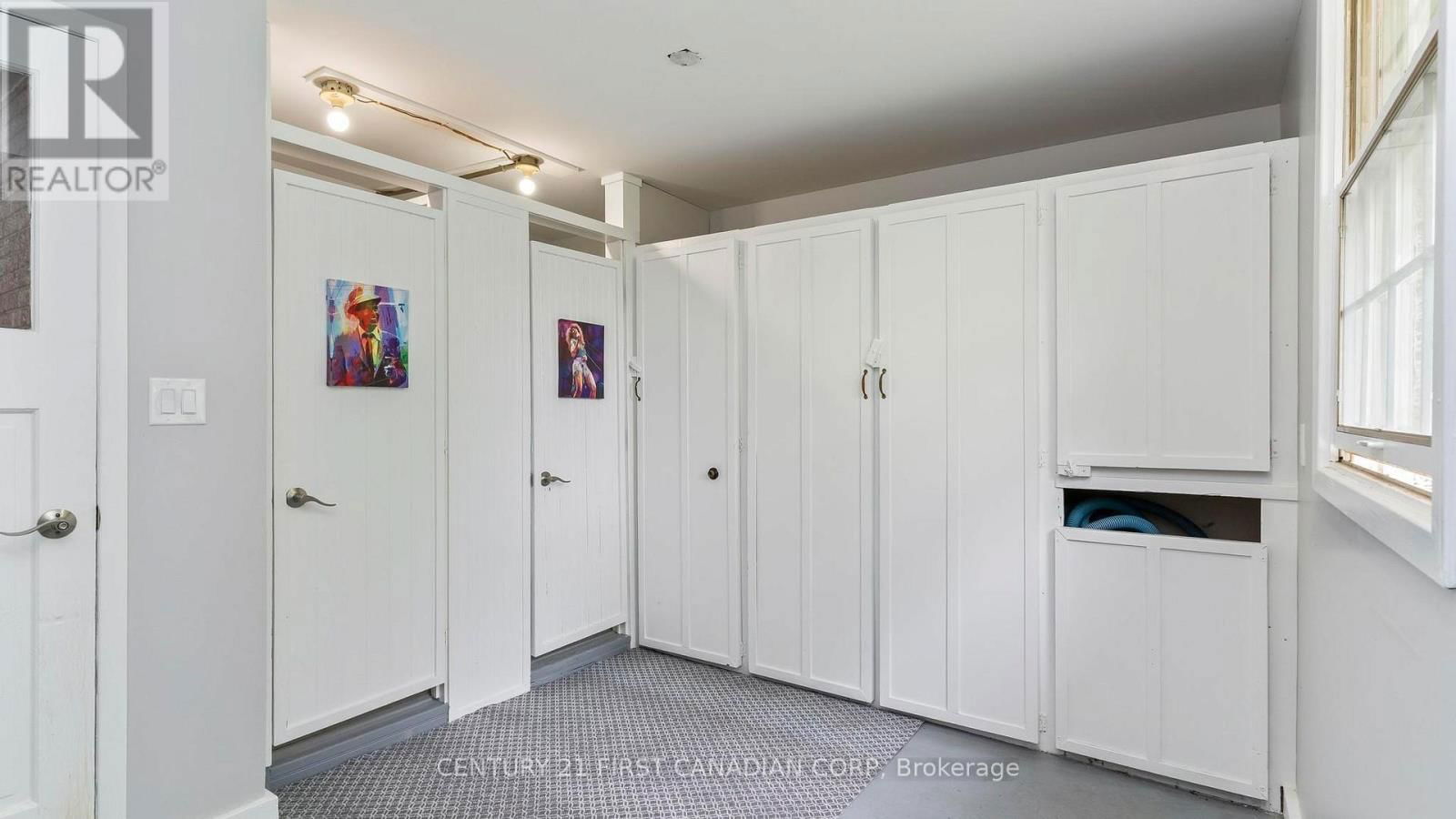 573 CHURCHILL CRESCENT Image 25