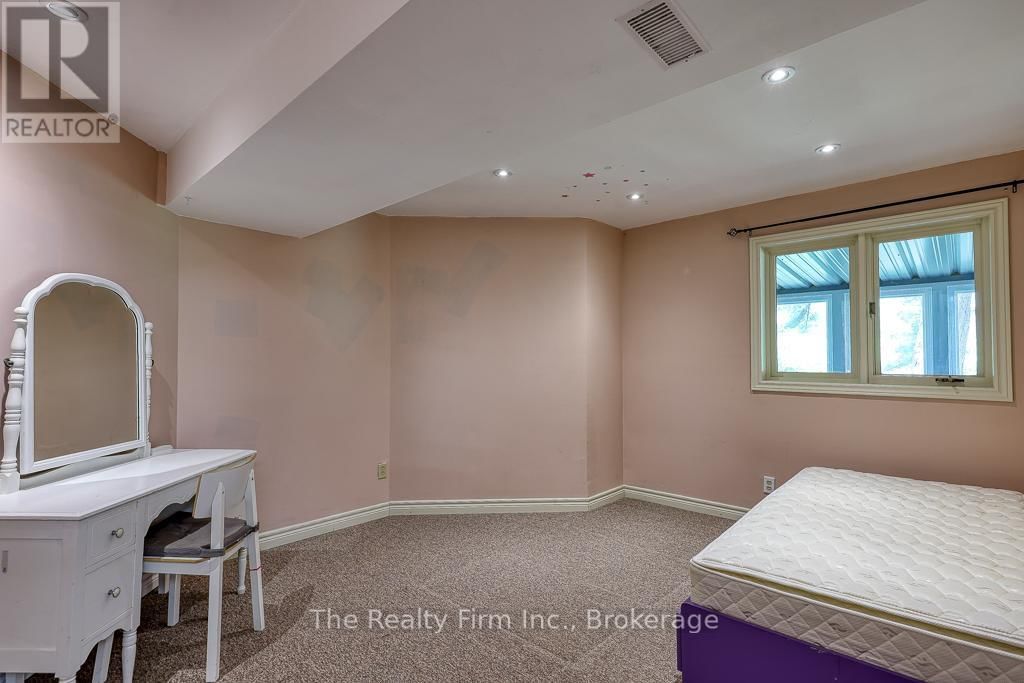786837 TOWNSHIP ROAD 6 Image 26