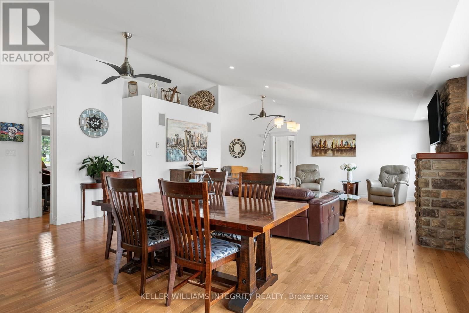 6451 ASTON ROAD Image 30
