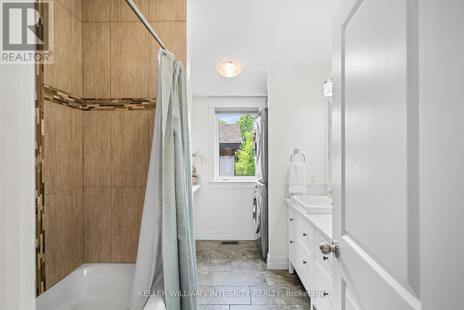 6451 ASTON ROAD Image 35