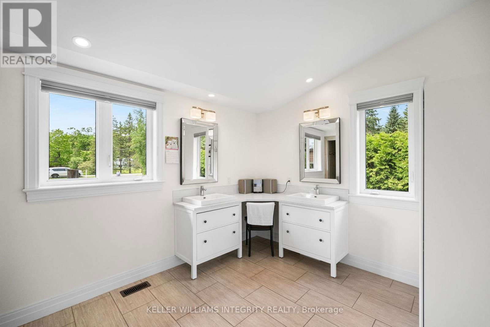 6451 ASTON ROAD Image 41