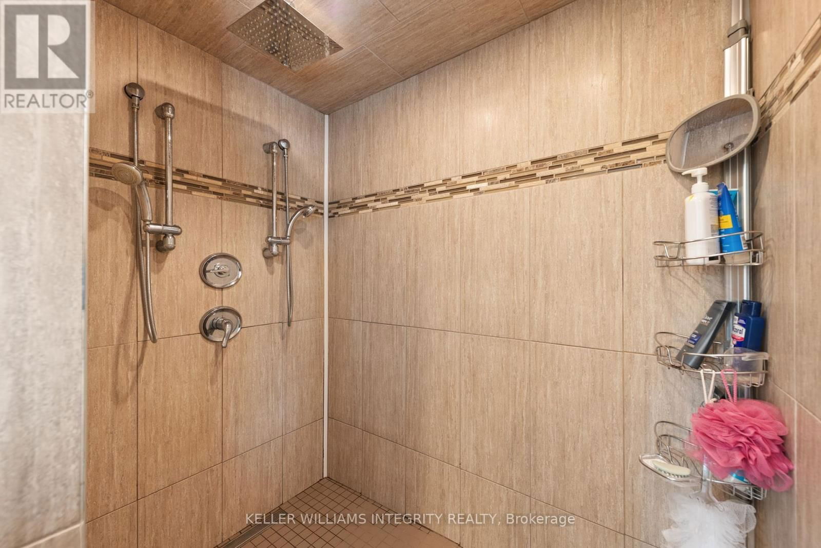 6451 ASTON ROAD Image 42