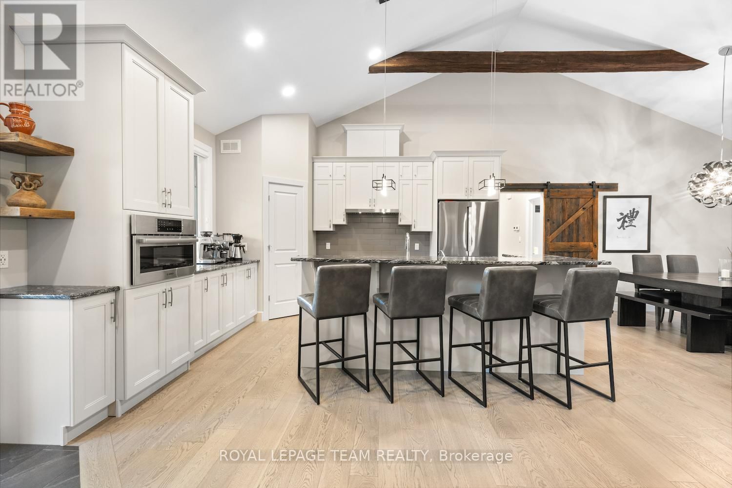 106 TYNDALE COURT Image 10