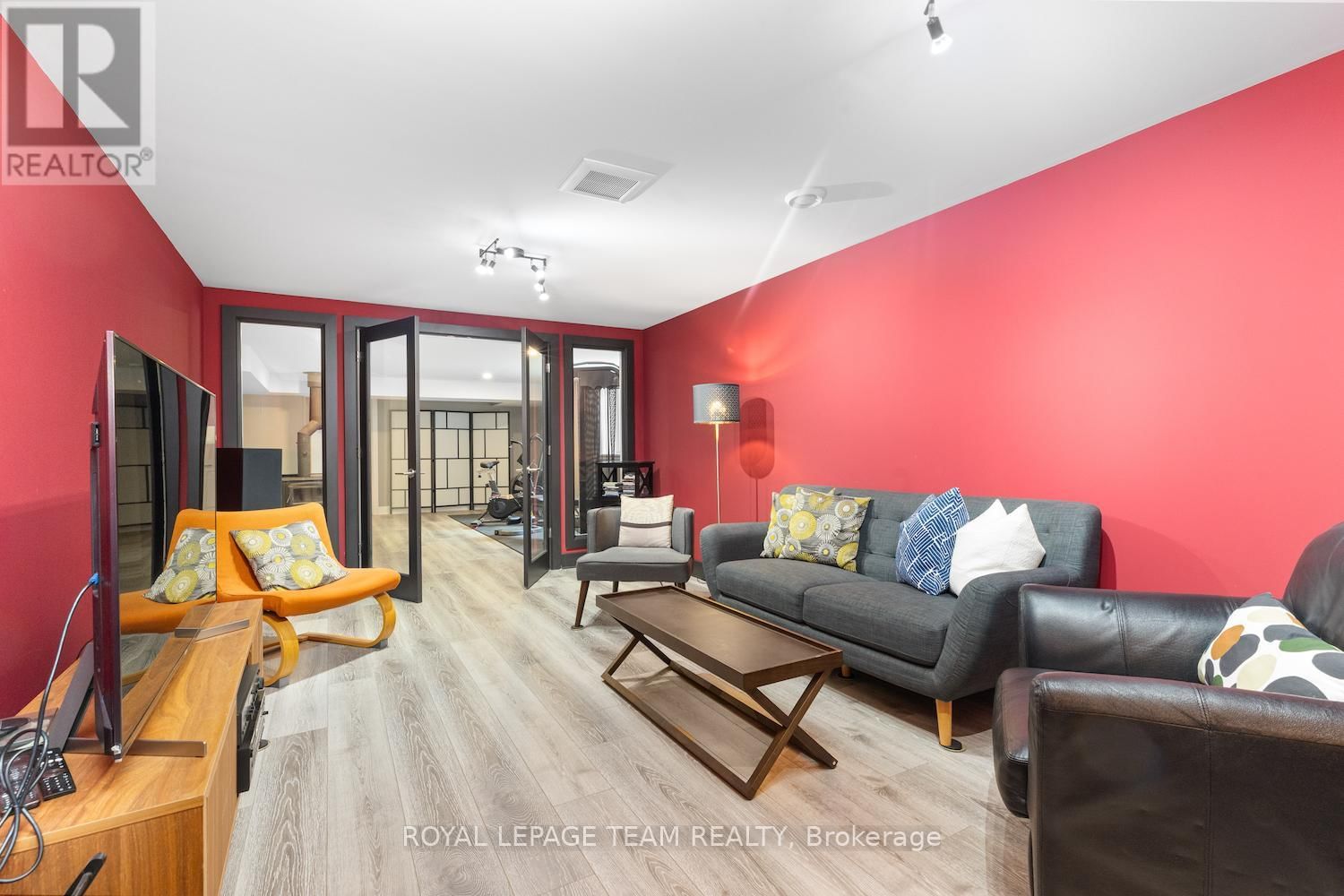 106 TYNDALE COURT Image 36