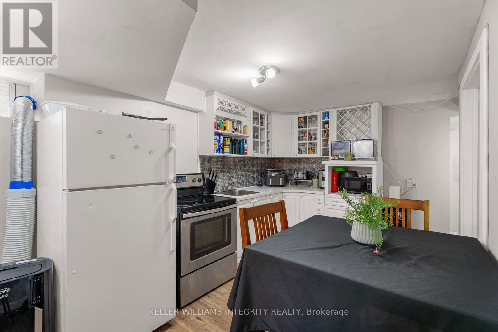 339 CHAPEL STREET Image 40
