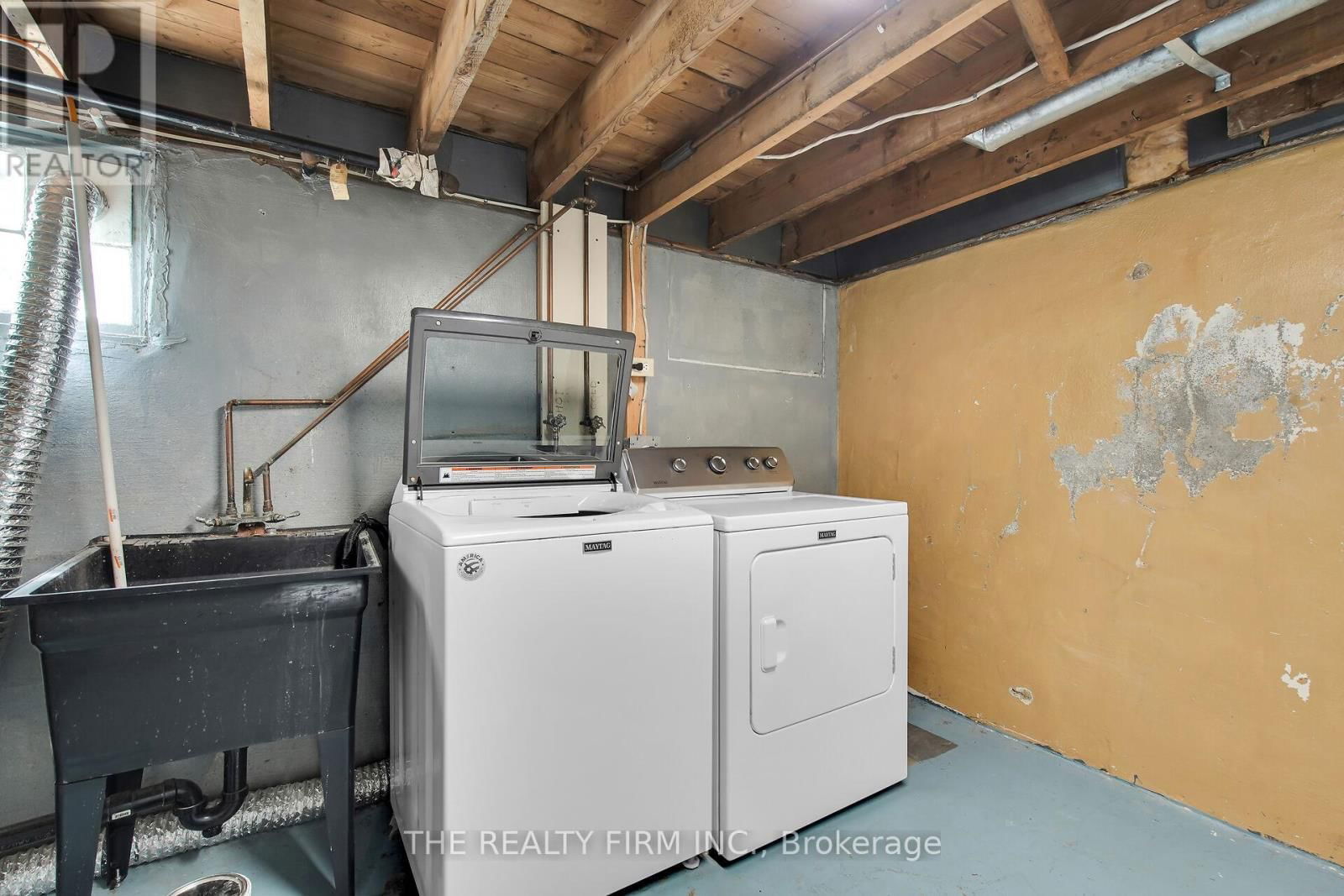 242 EMERY STREET EAST Image 29