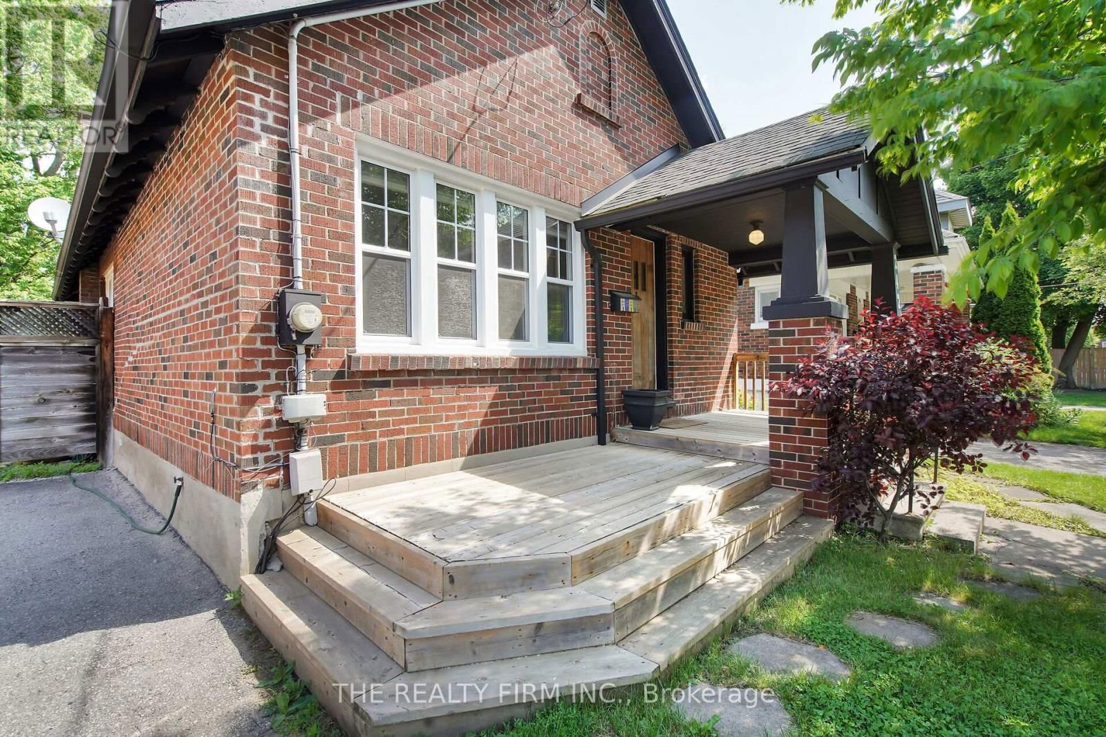 242 EMERY STREET EAST Image 3
