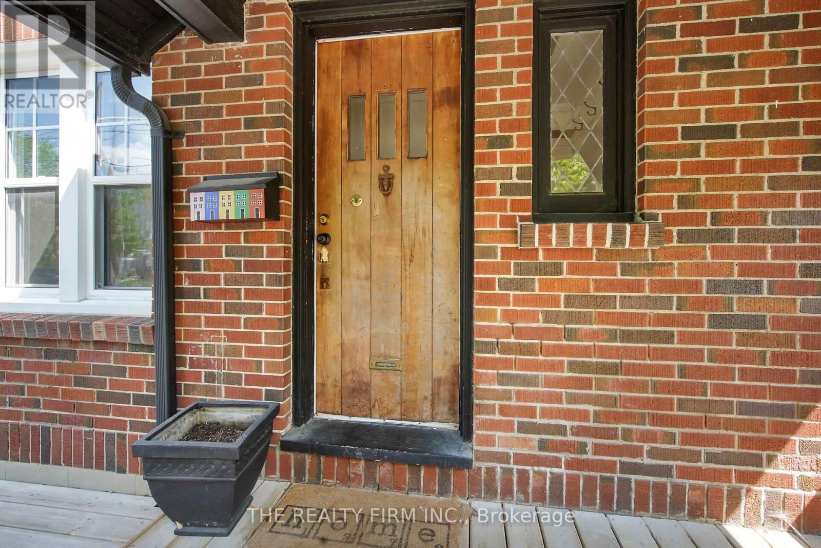 242 EMERY STREET EAST Image 4