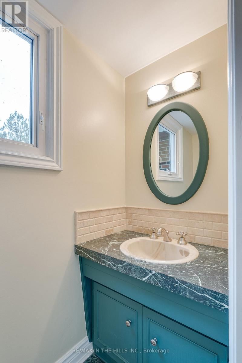 247531 5 SIDEROAD Image 26