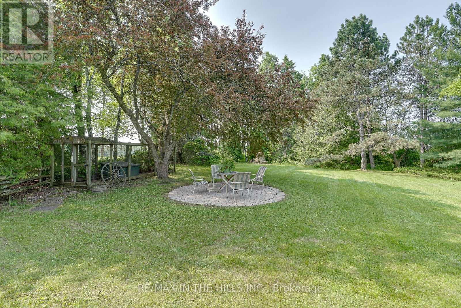 247531 5 SIDEROAD Image 9