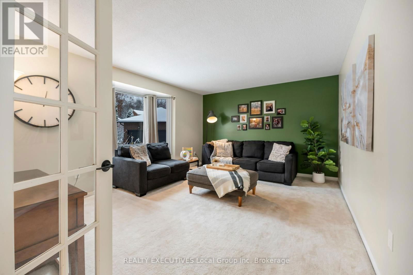 31 ROBINHOOD COURT Image 12