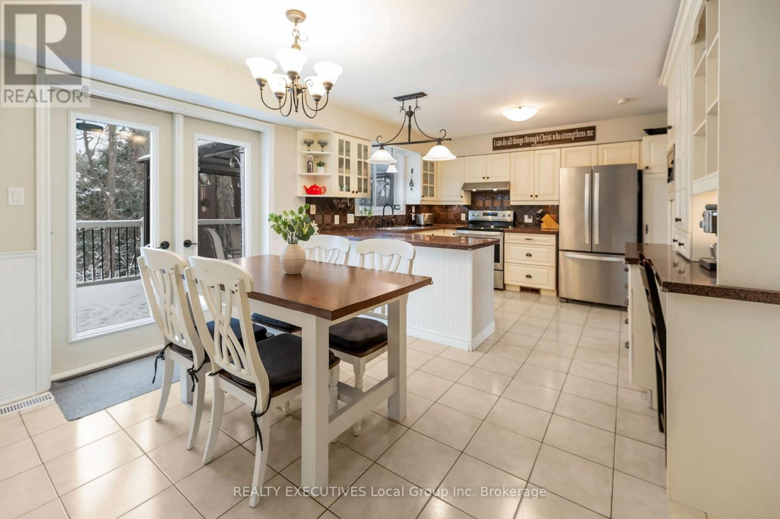 31 ROBINHOOD COURT Image 15