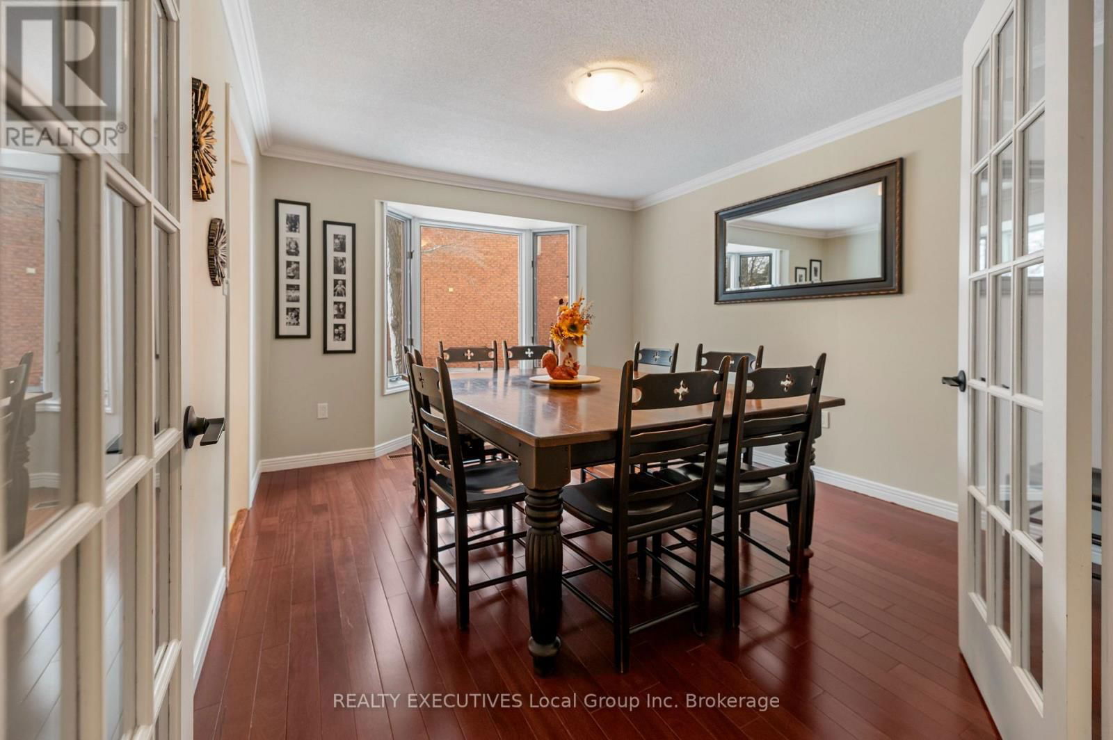 31 ROBINHOOD COURT Image 21