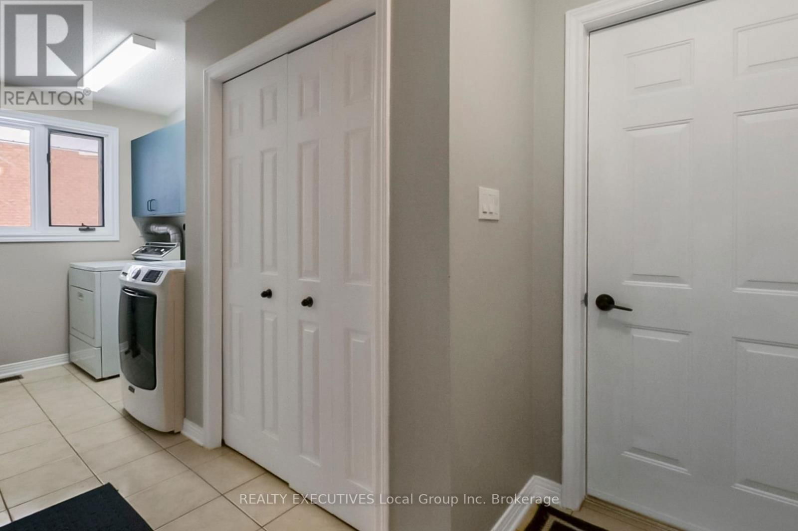 31 ROBINHOOD COURT Image 43