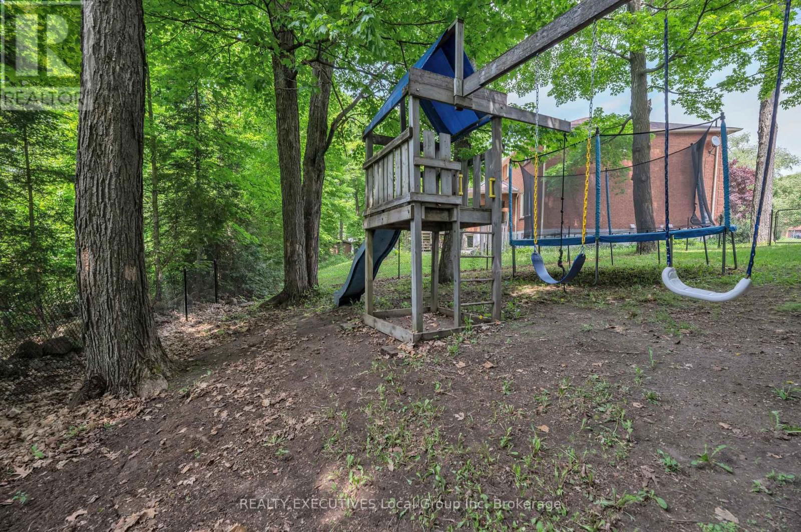 31 ROBINHOOD COURT Image 45