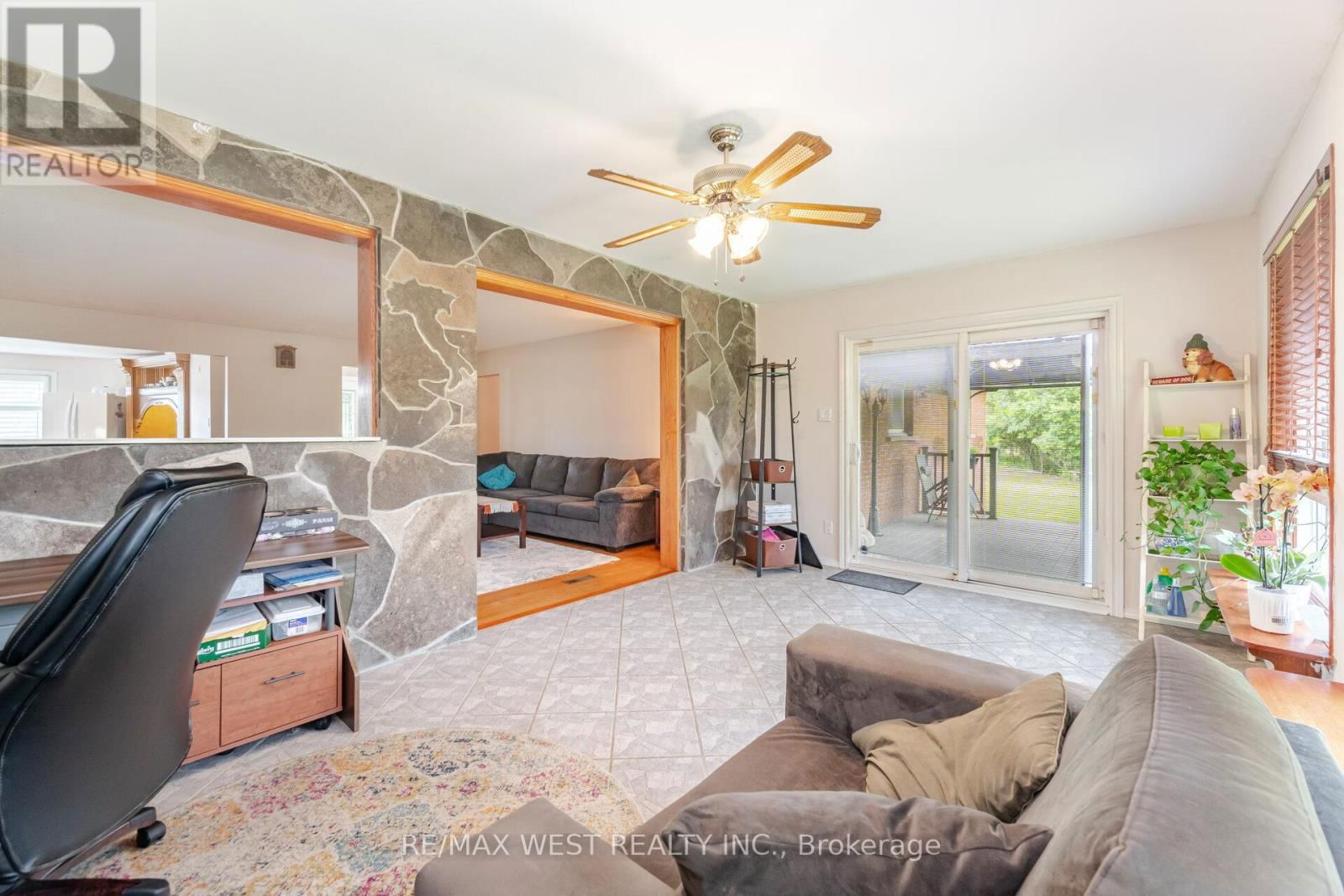 500 MOUNT ALBION ROAD Image 15