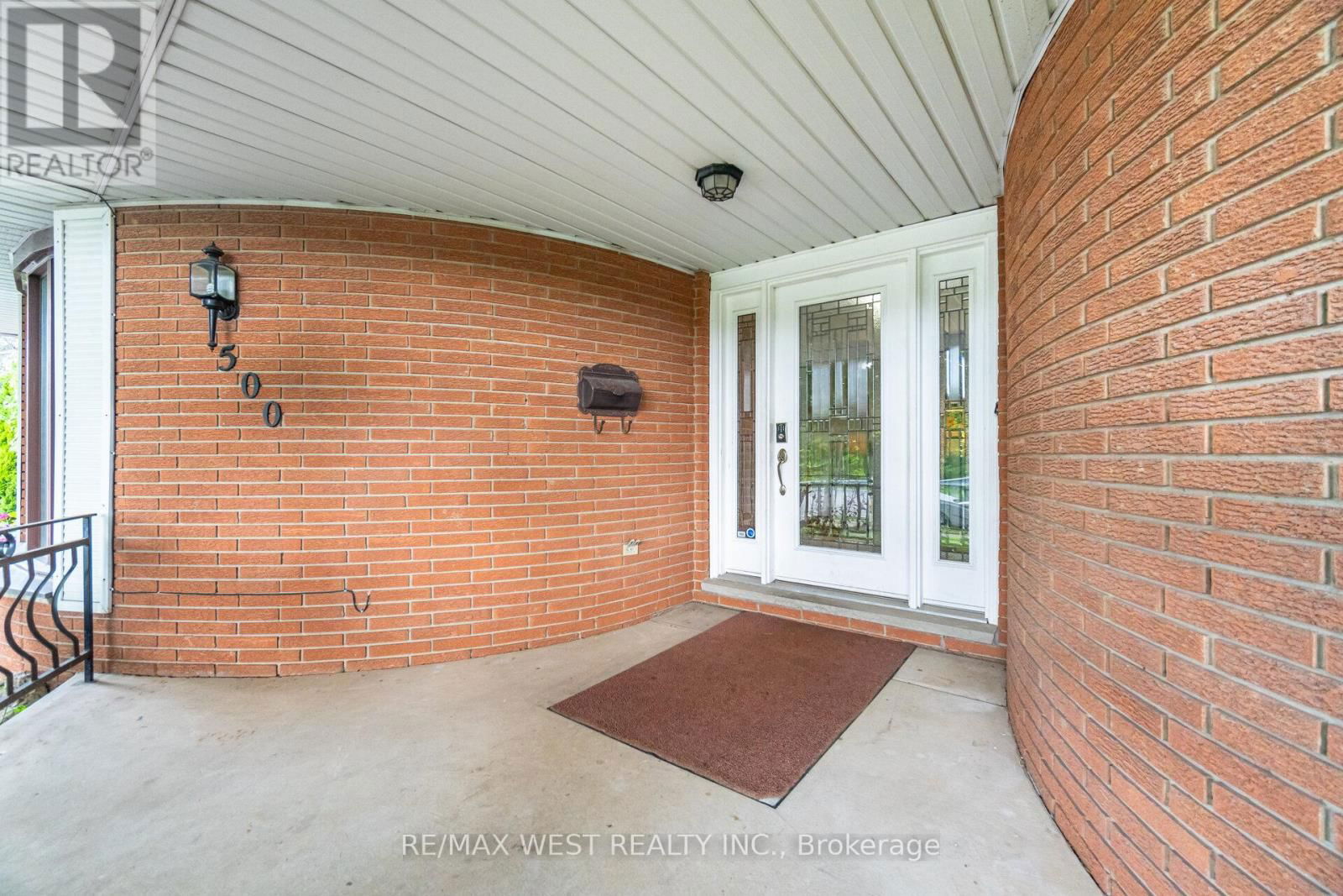 500 MOUNT ALBION ROAD Image 2