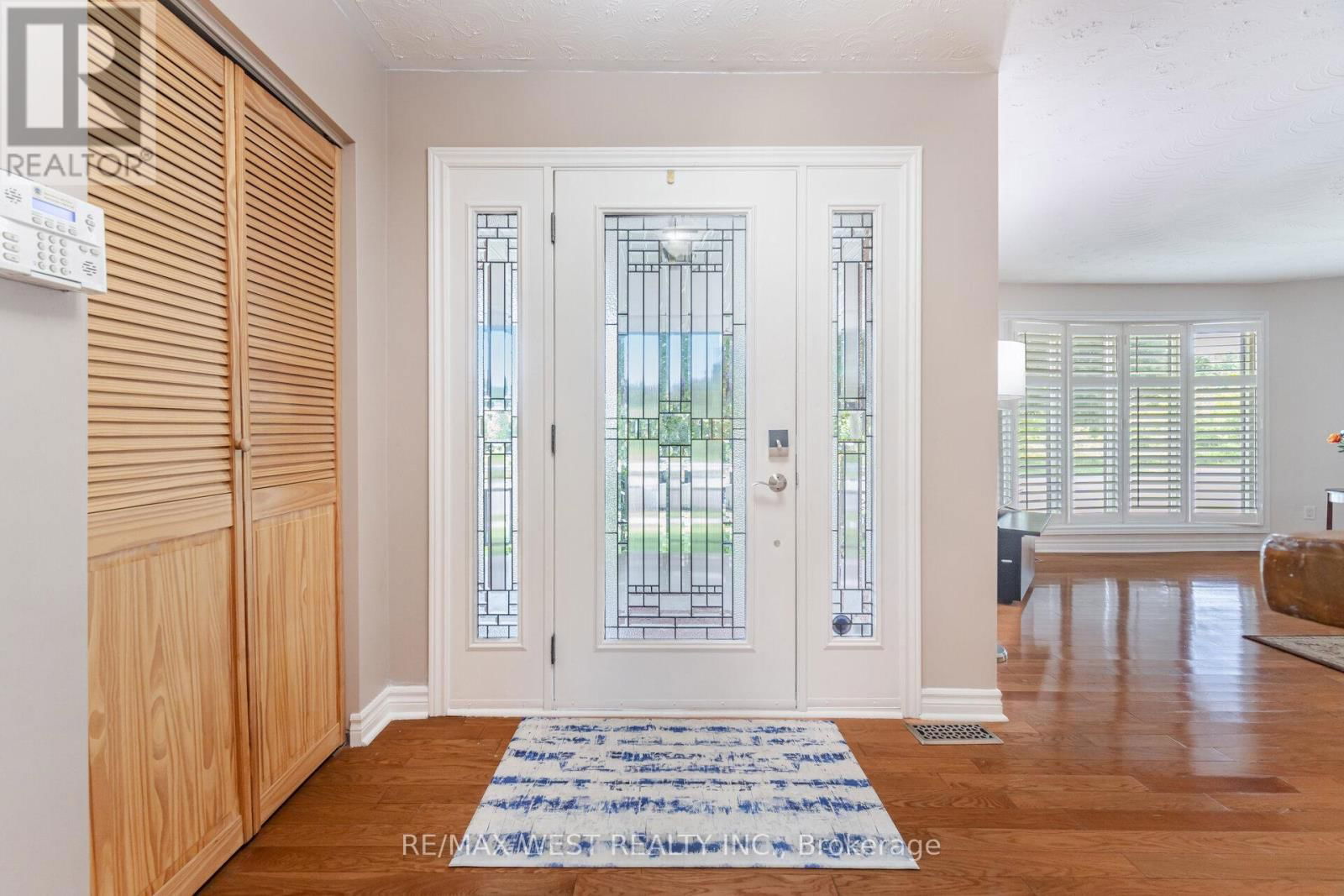 500 MOUNT ALBION ROAD Image 3