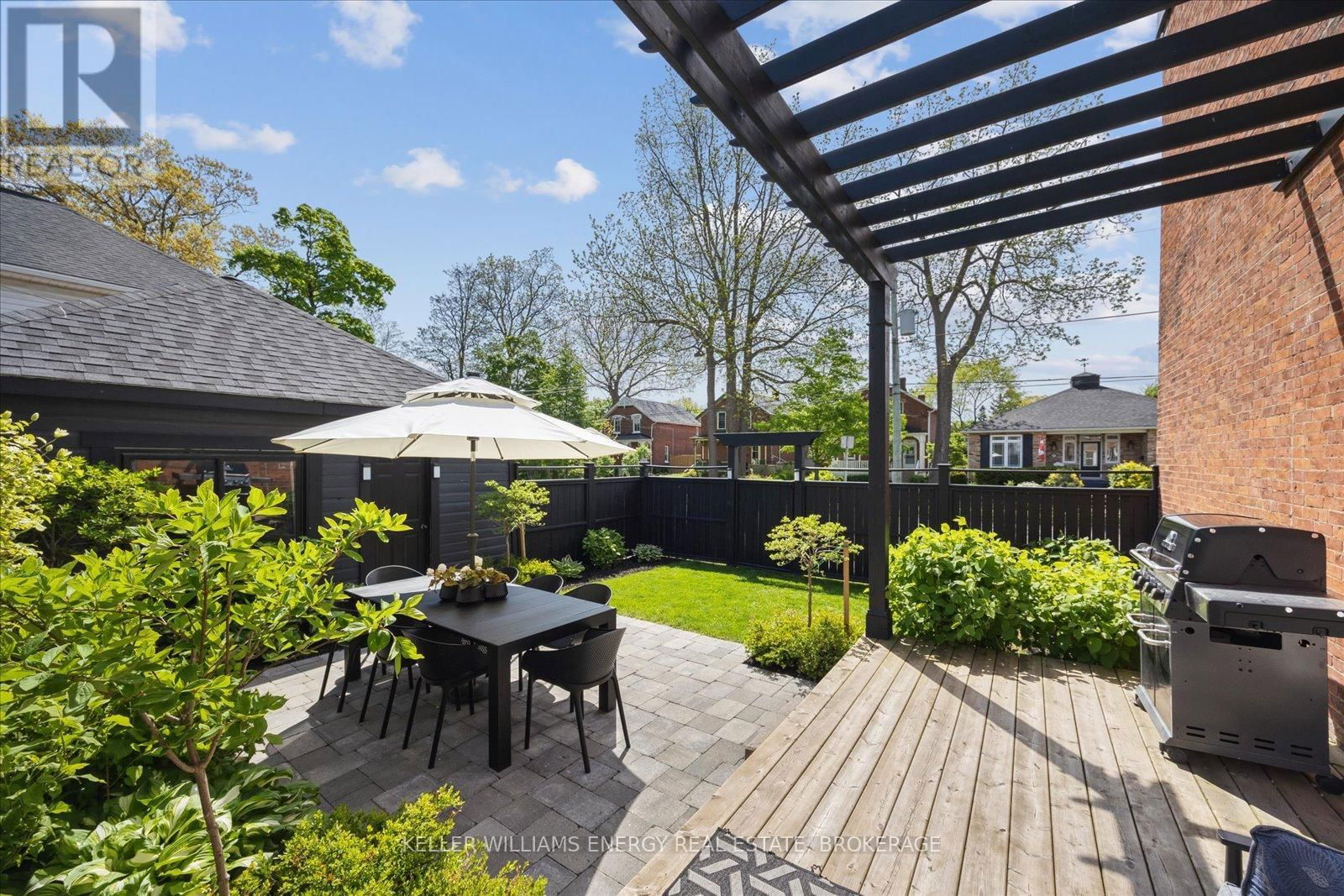 272 RIDOUT STREET Image 30