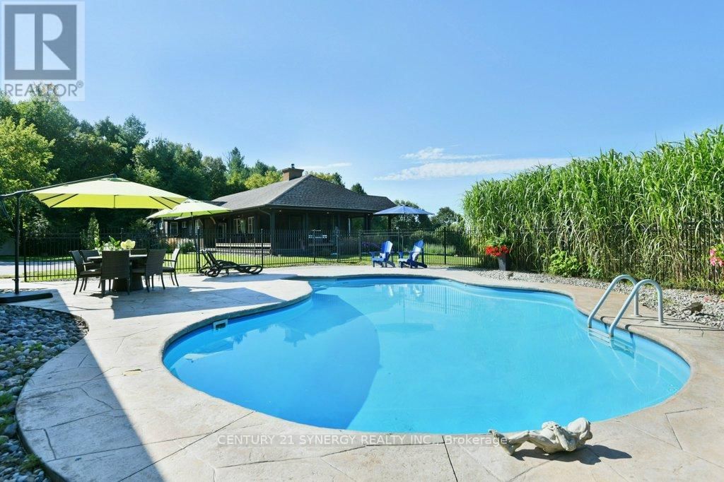 4370 CARP ROAD Image 10