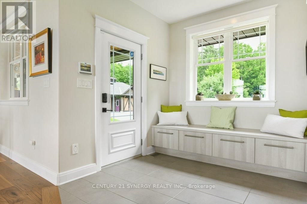 4370 CARP ROAD Image 11
