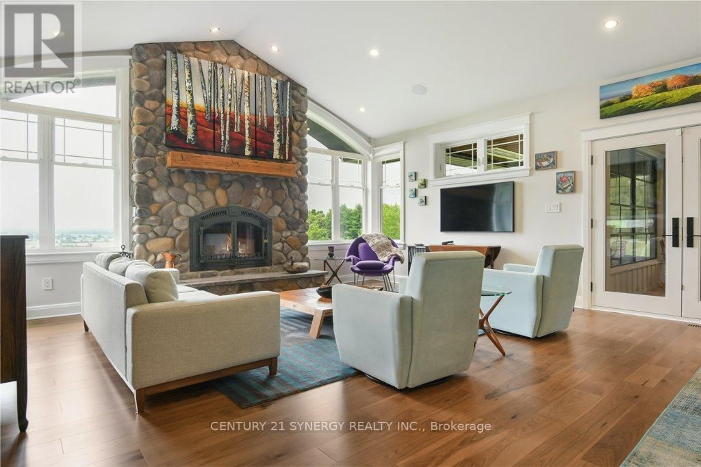 4370 CARP ROAD Image 12