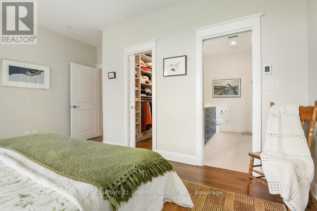 4370 CARP ROAD Image 24