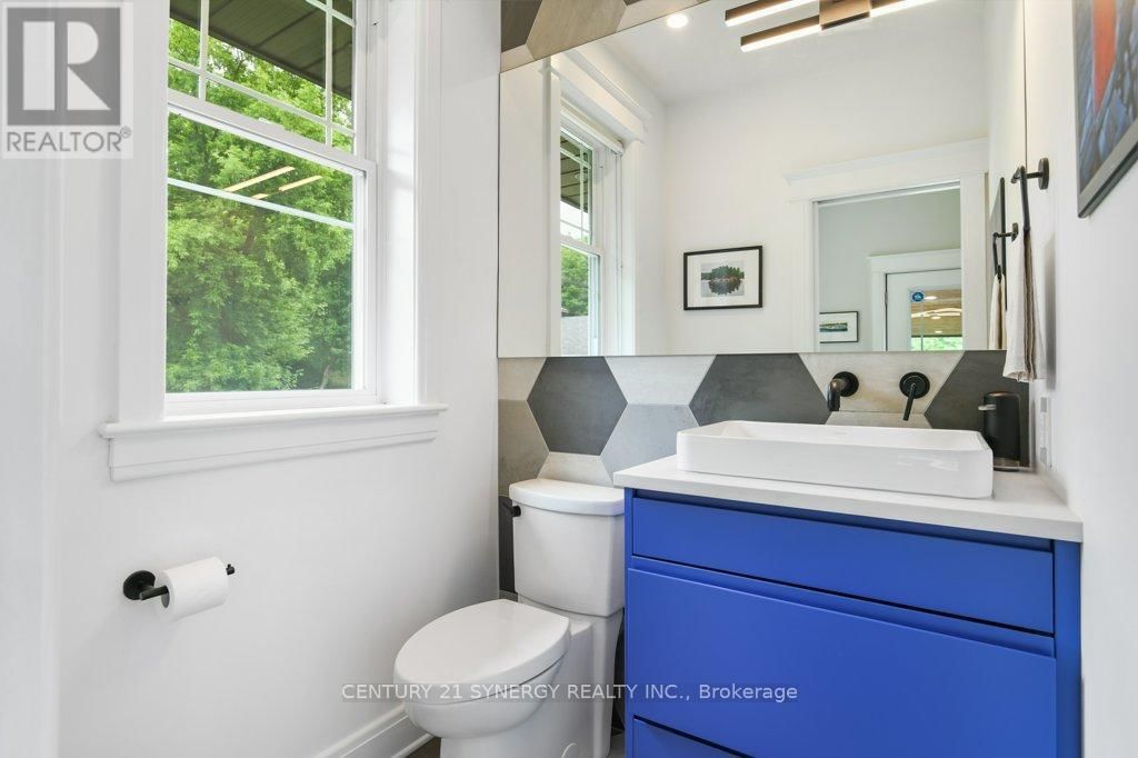 4370 CARP ROAD Image 30