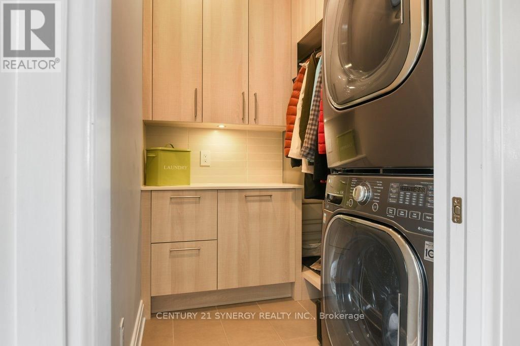 4370 CARP ROAD Image 31