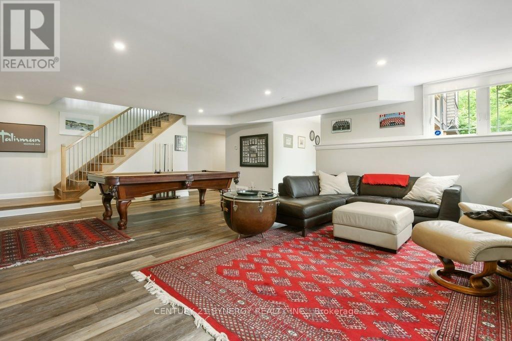 4370 CARP ROAD Image 33