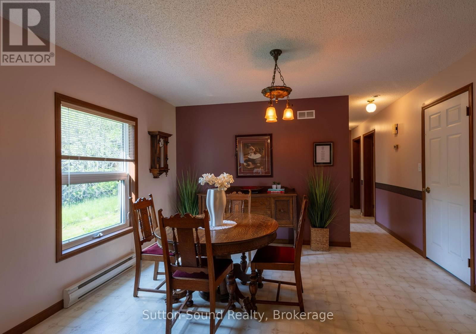 105331 10 SIDEROAD Image 11