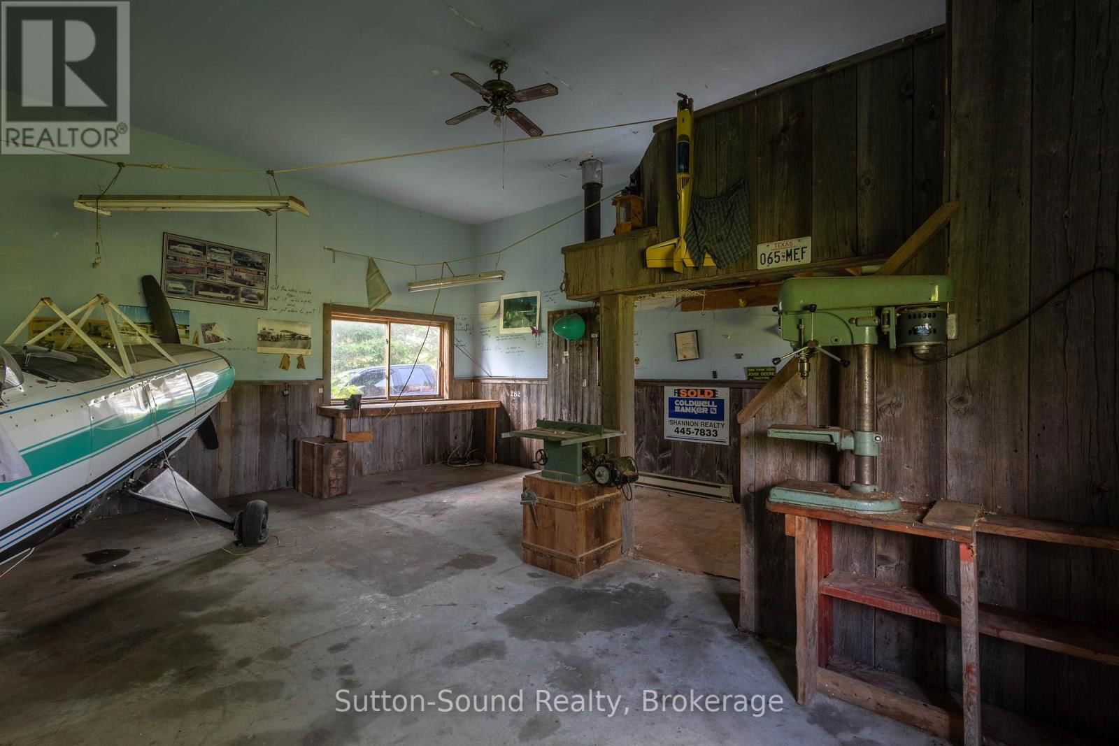 105331 10 SIDEROAD Image 32