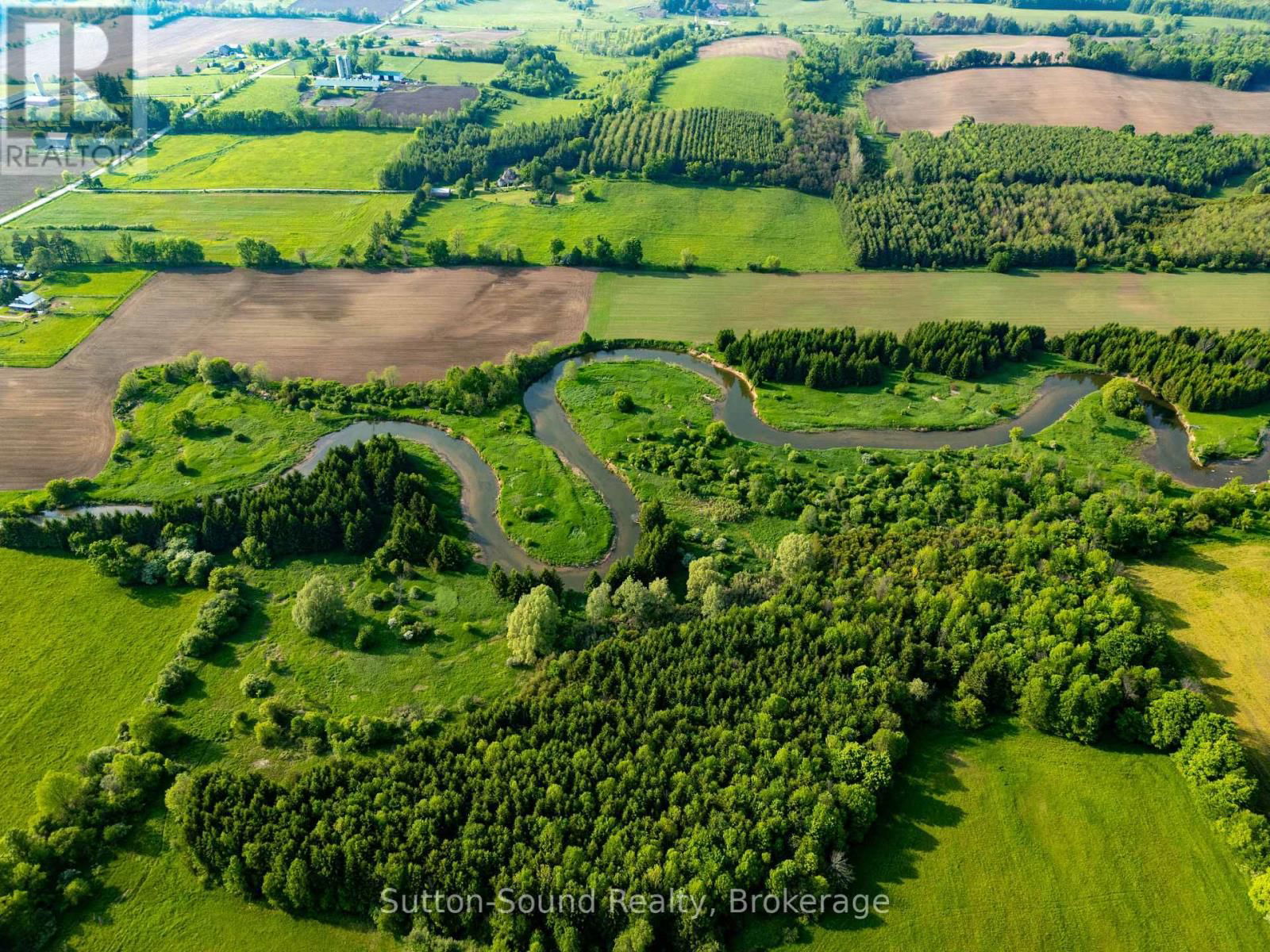 105331 10 SIDEROAD Image 37