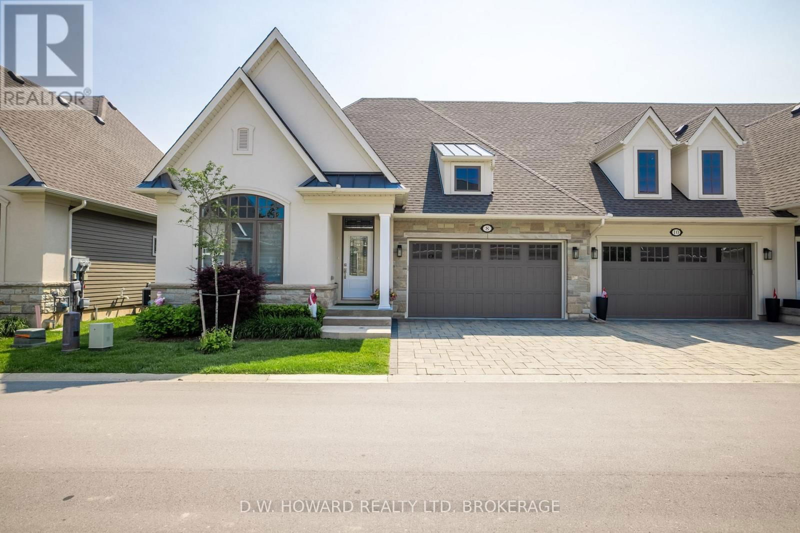 8 SASSAFRAS ROW Image 1