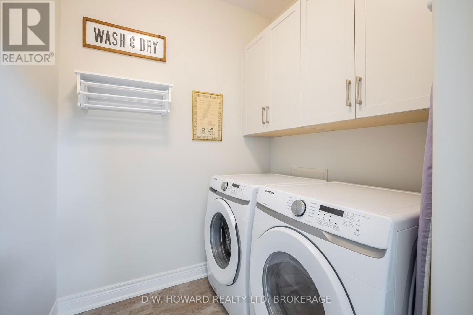 8 SASSAFRAS ROW Image 20