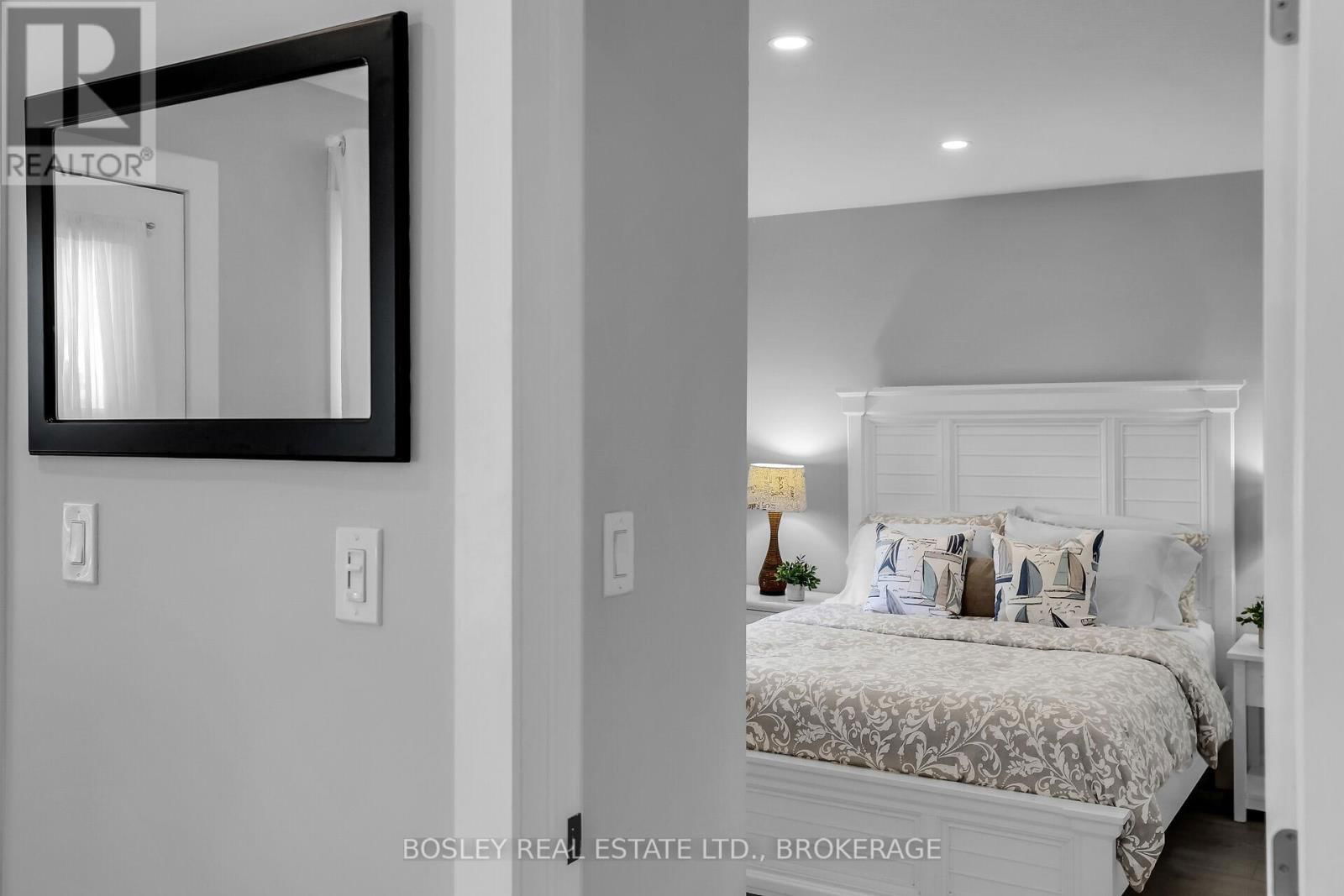 380 LAKEWOOD AVENUE Image 22