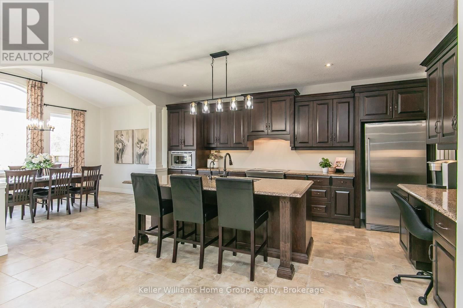 70 WAVERLEY DRIVE Image 11