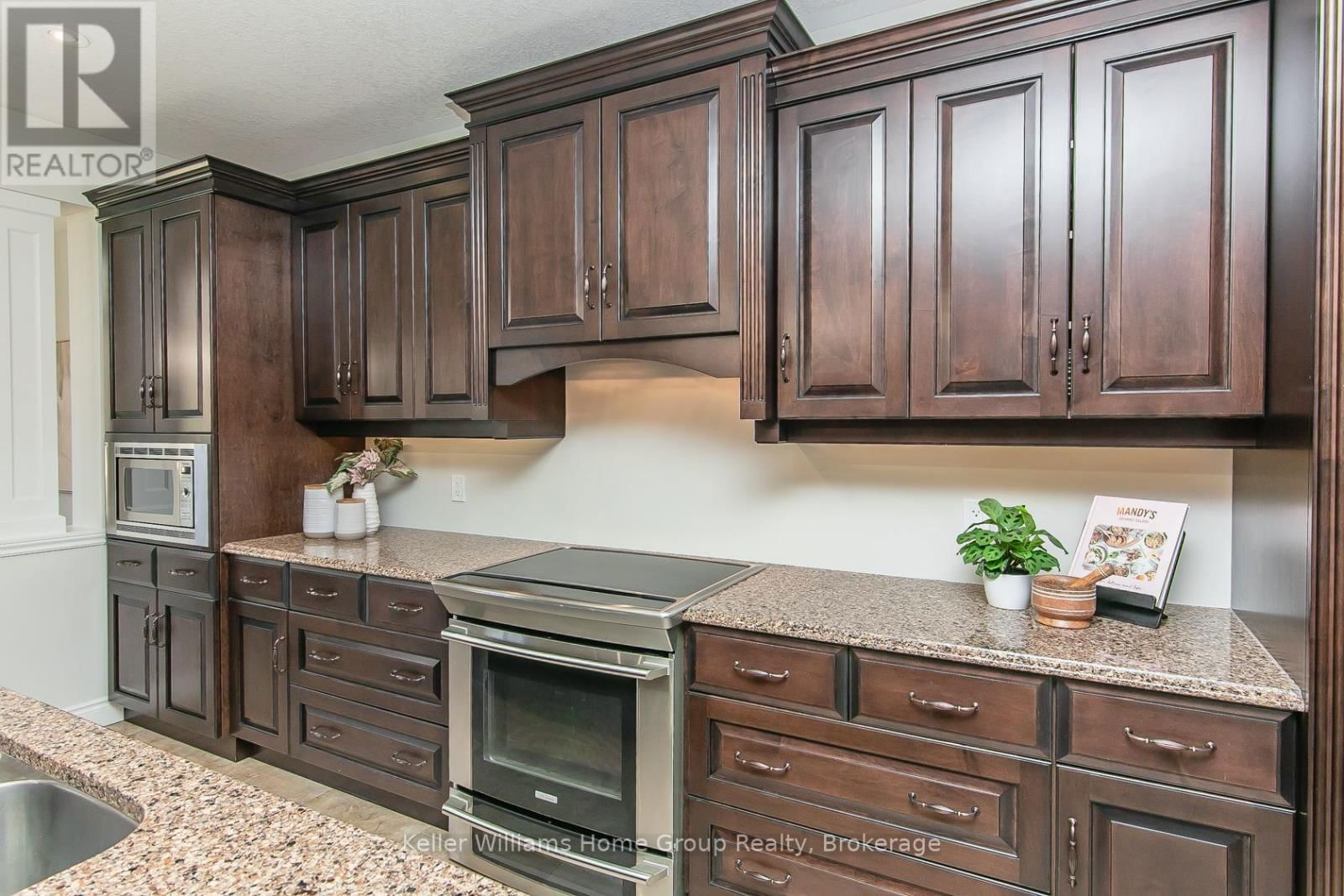 70 WAVERLEY DRIVE Image 15