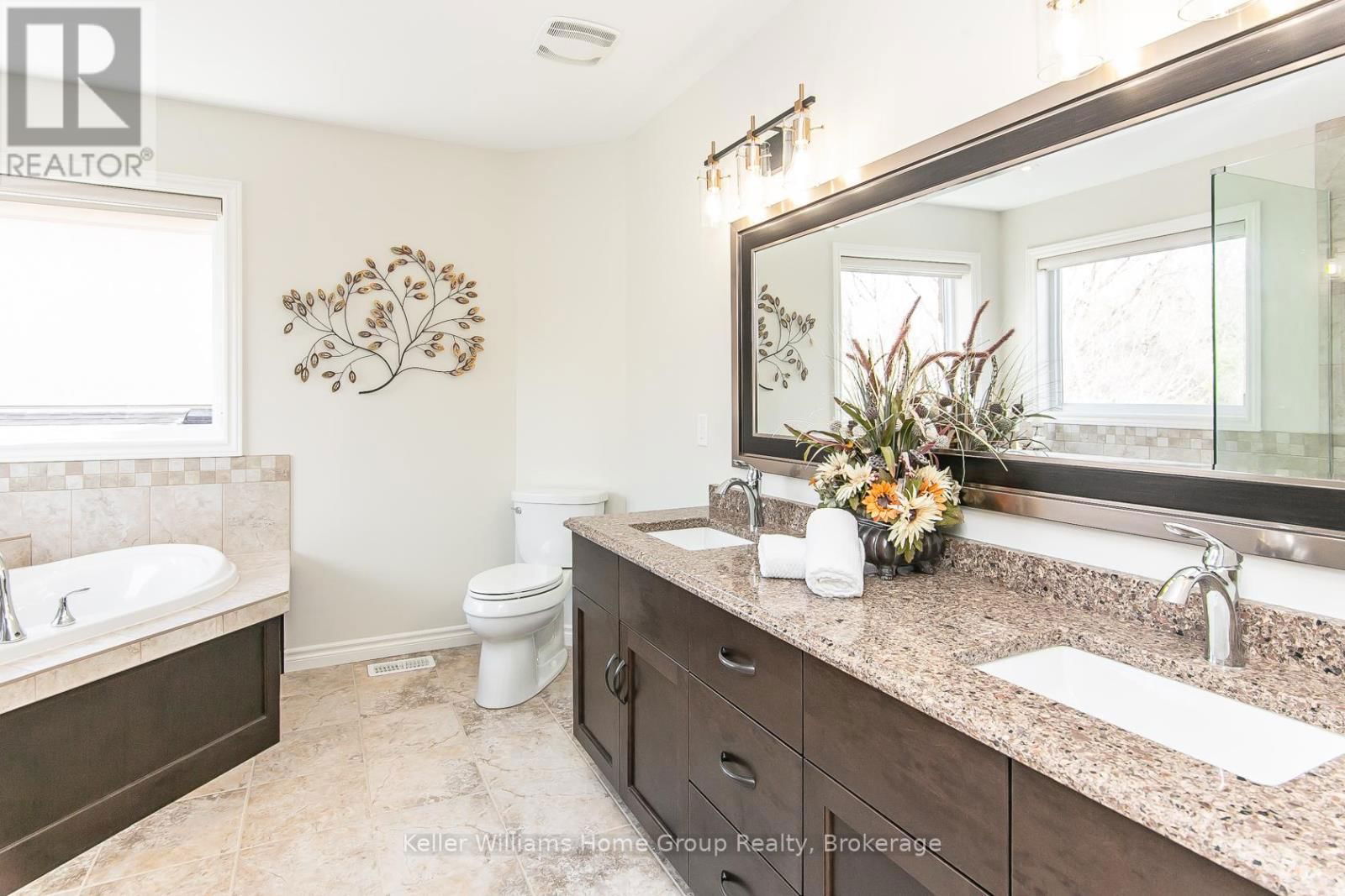 70 WAVERLEY DRIVE Image 33