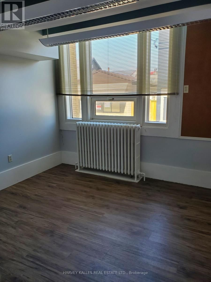 B - 45 PEEL STREET Image 6