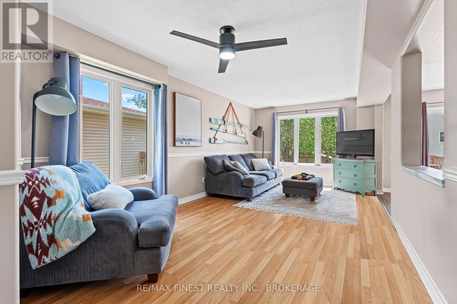 981 RAINBOW CRESCENT Image 7