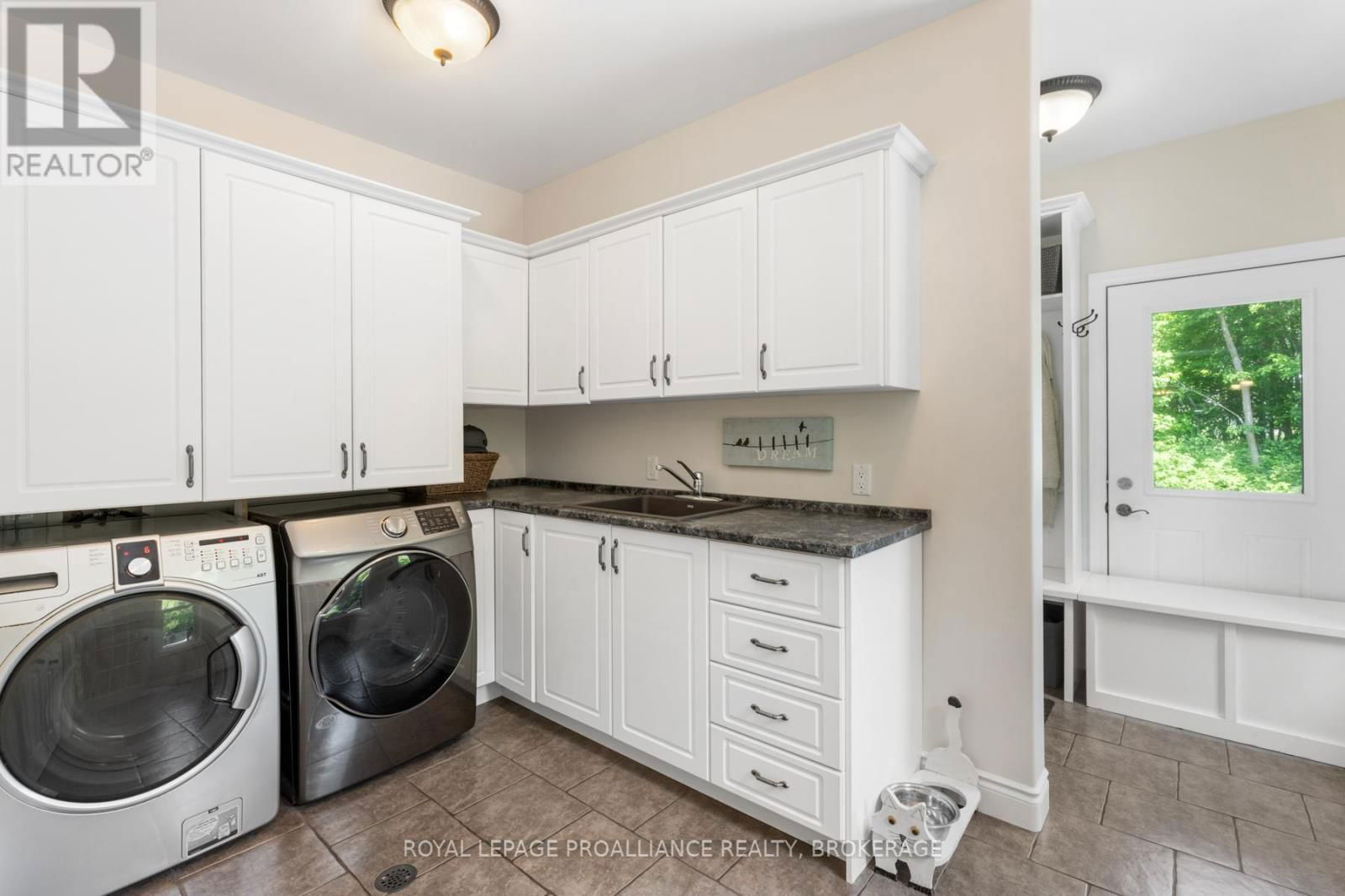 10 OWEN AVENUE Image 13