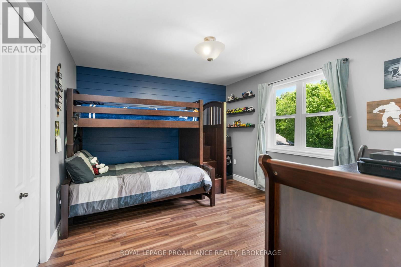 10 OWEN AVENUE Image 23