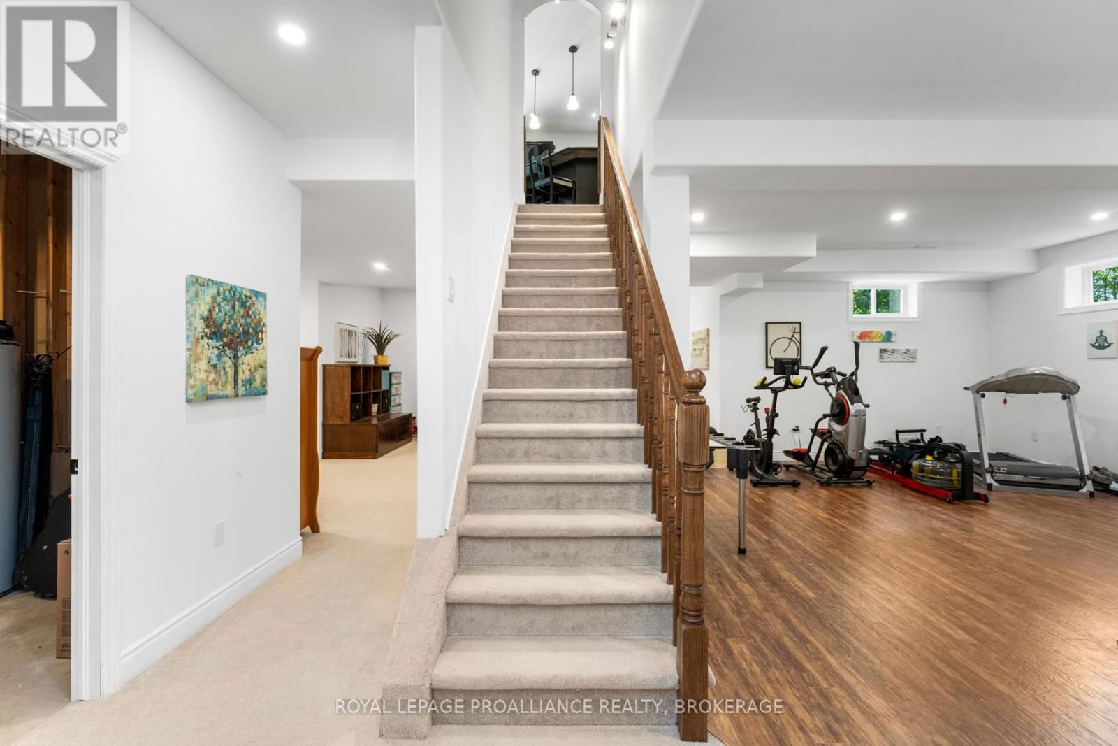 10 OWEN AVENUE Image 29