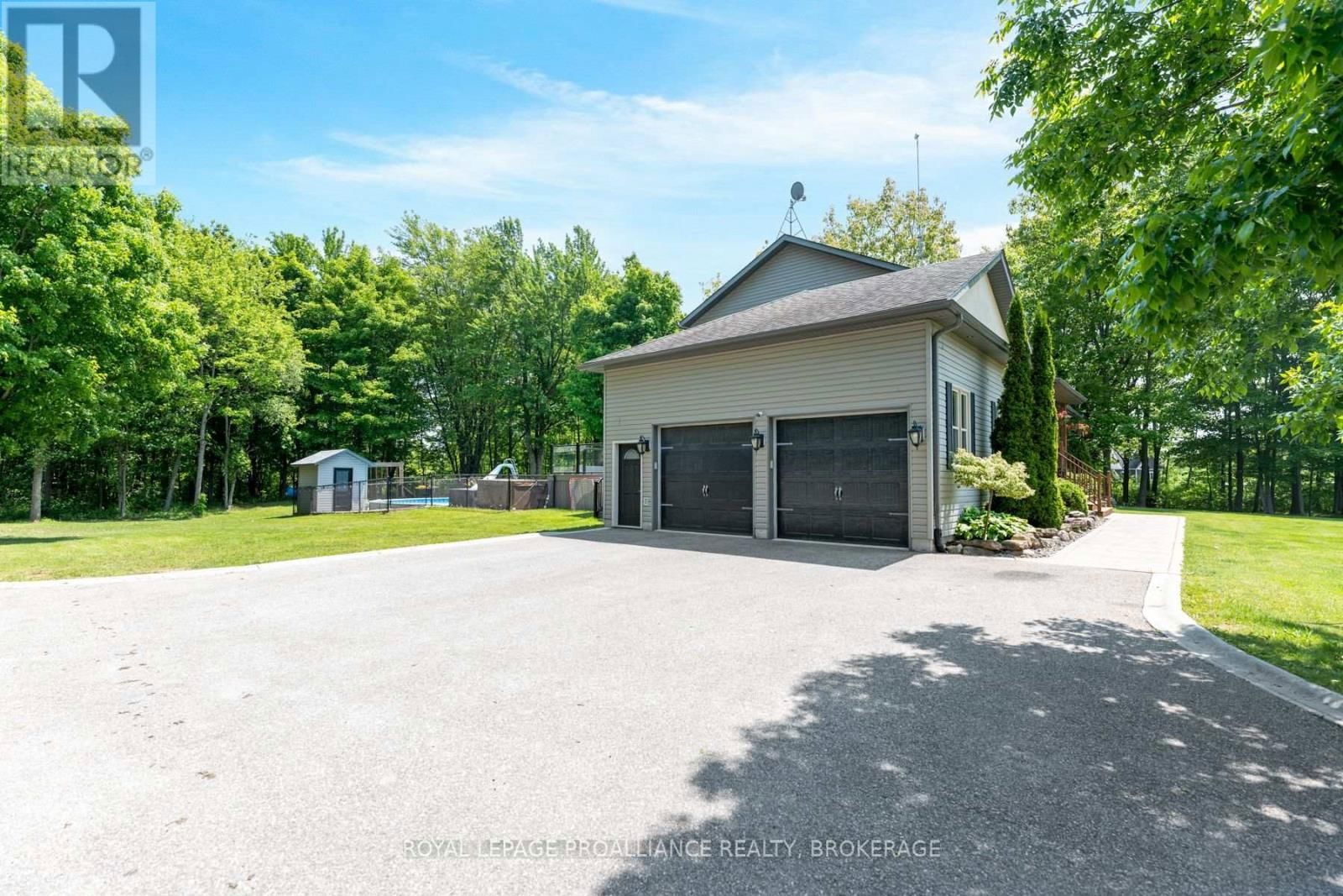 10 OWEN AVENUE Image 45