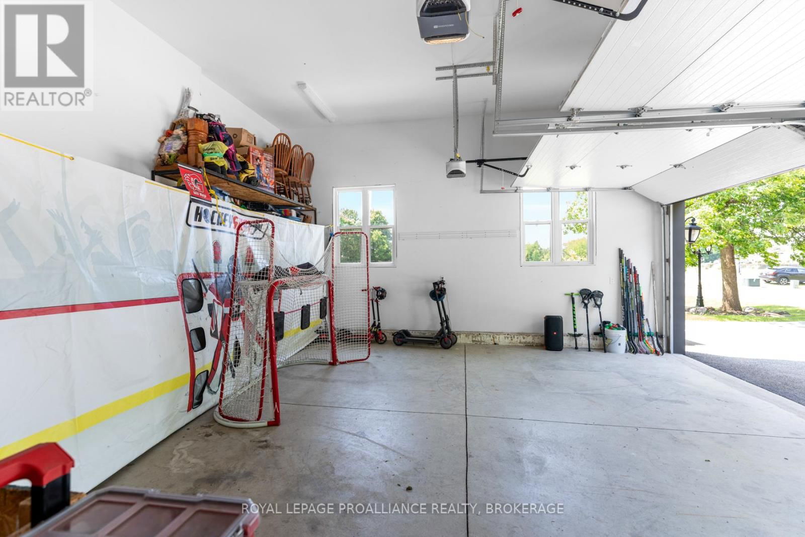 10 OWEN AVENUE Image 48