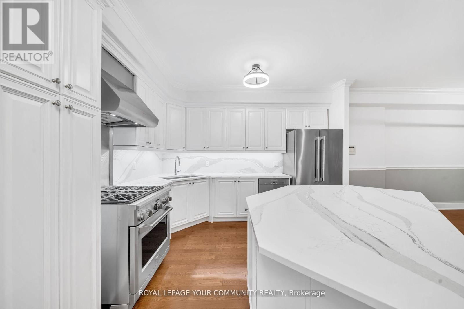 #107 - 165 DIVISION STREET Image 8